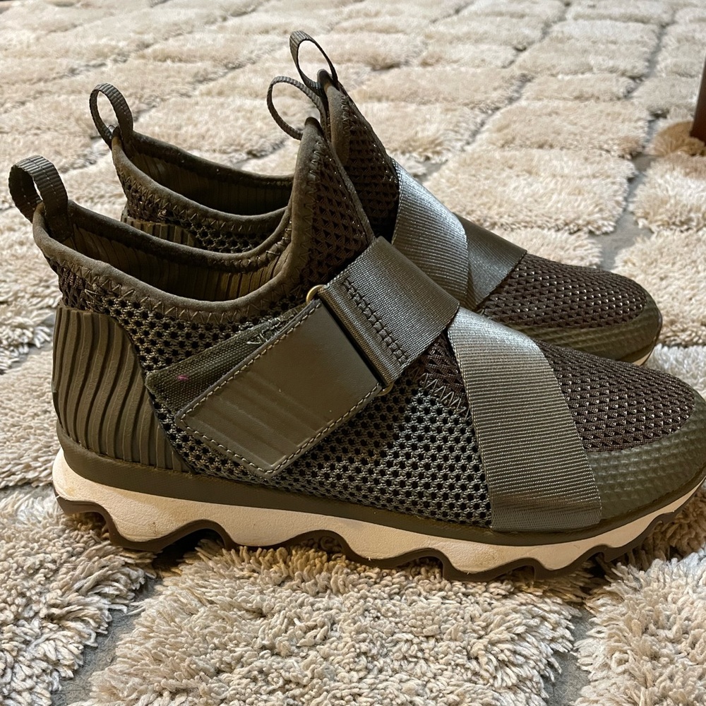 EUC condition Sorel brand shoes.